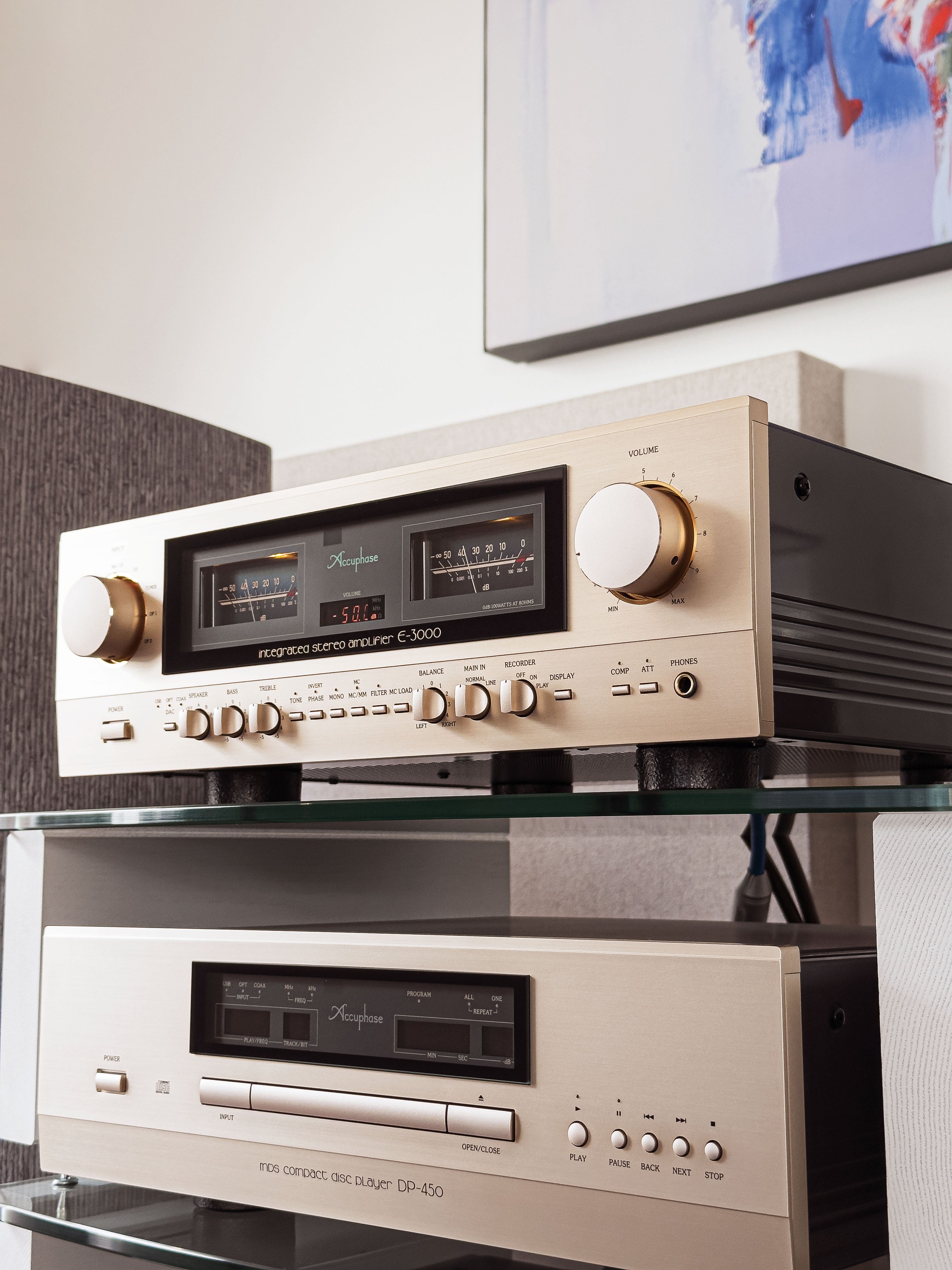 Nieuw: Accuphase E-3000