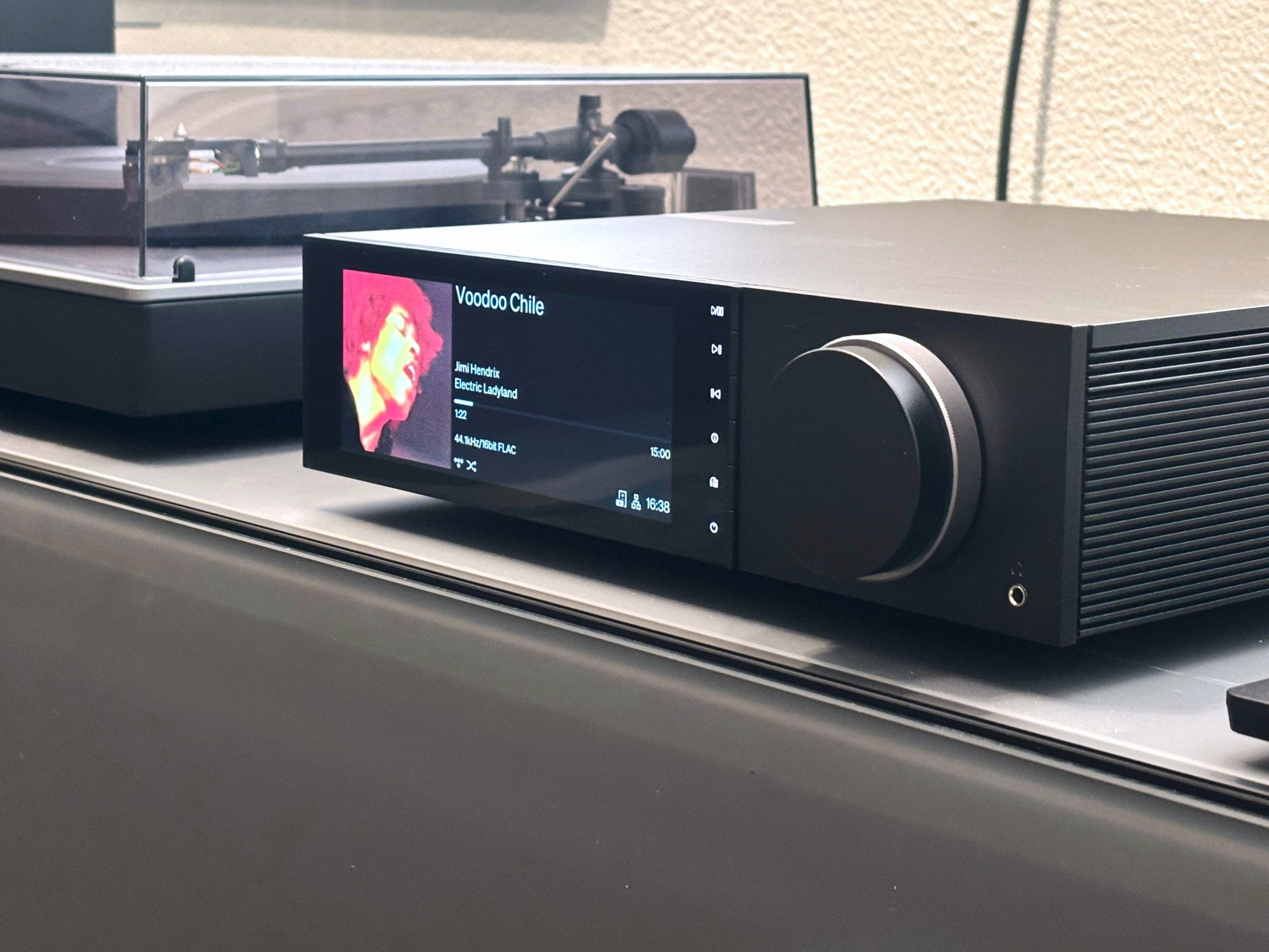Nieuw: Cambridge Audio Evo 150 SE, nu te beluisteren