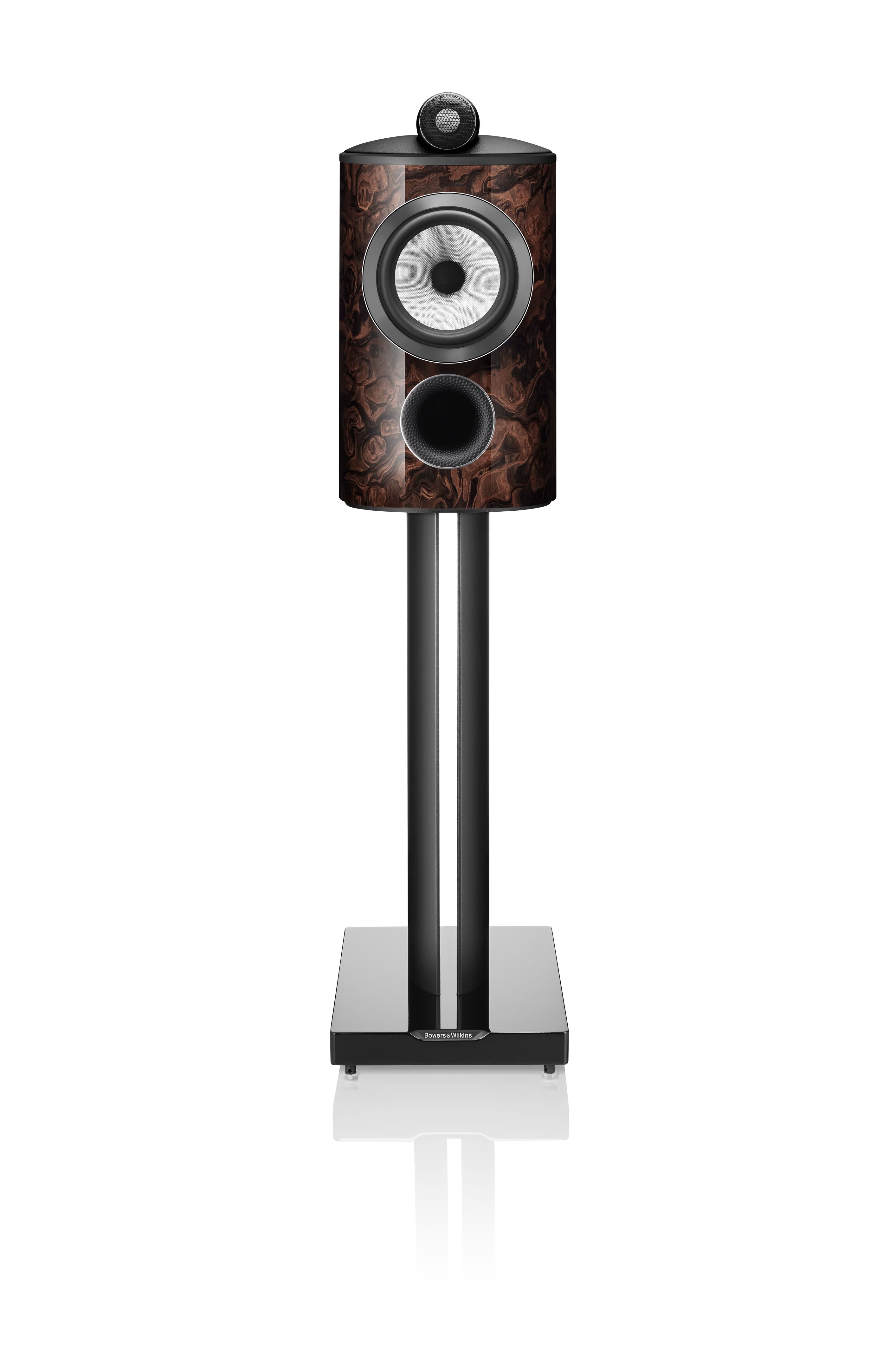 805 D4 Signature