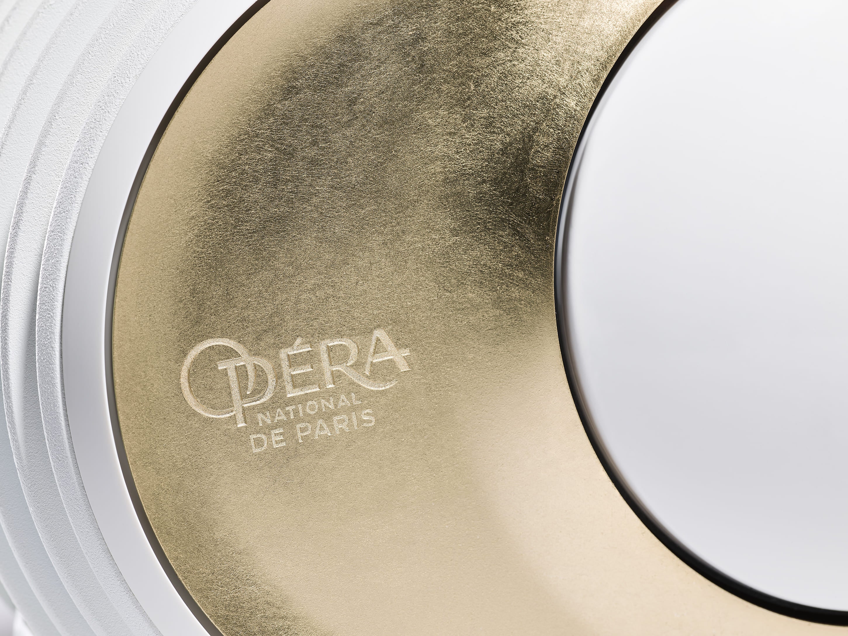 Devialet phantom 98db