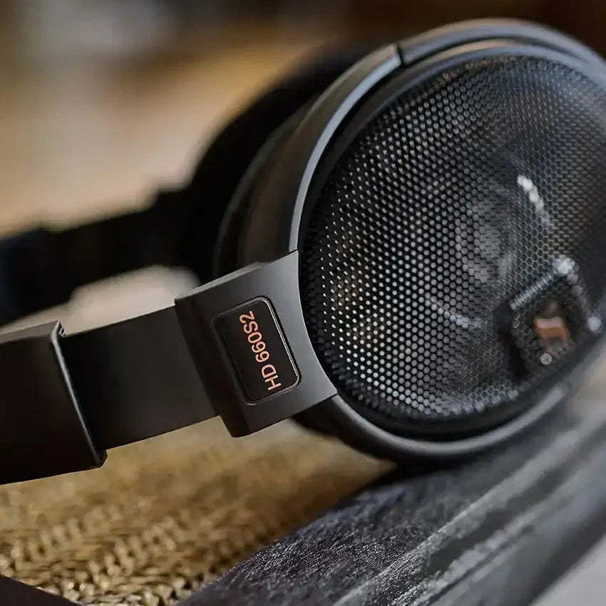 HD 660 S2