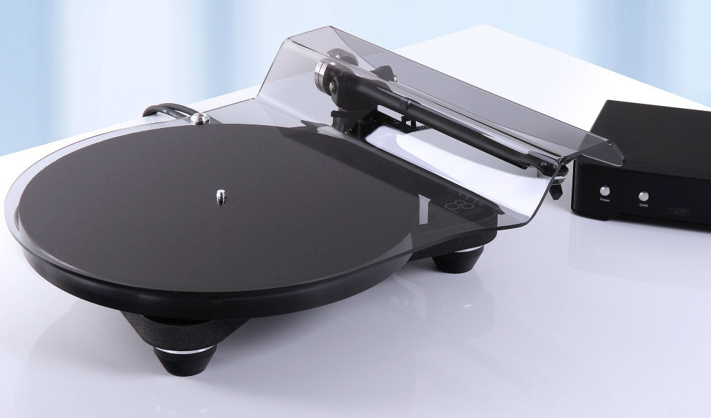 Rega planar 8