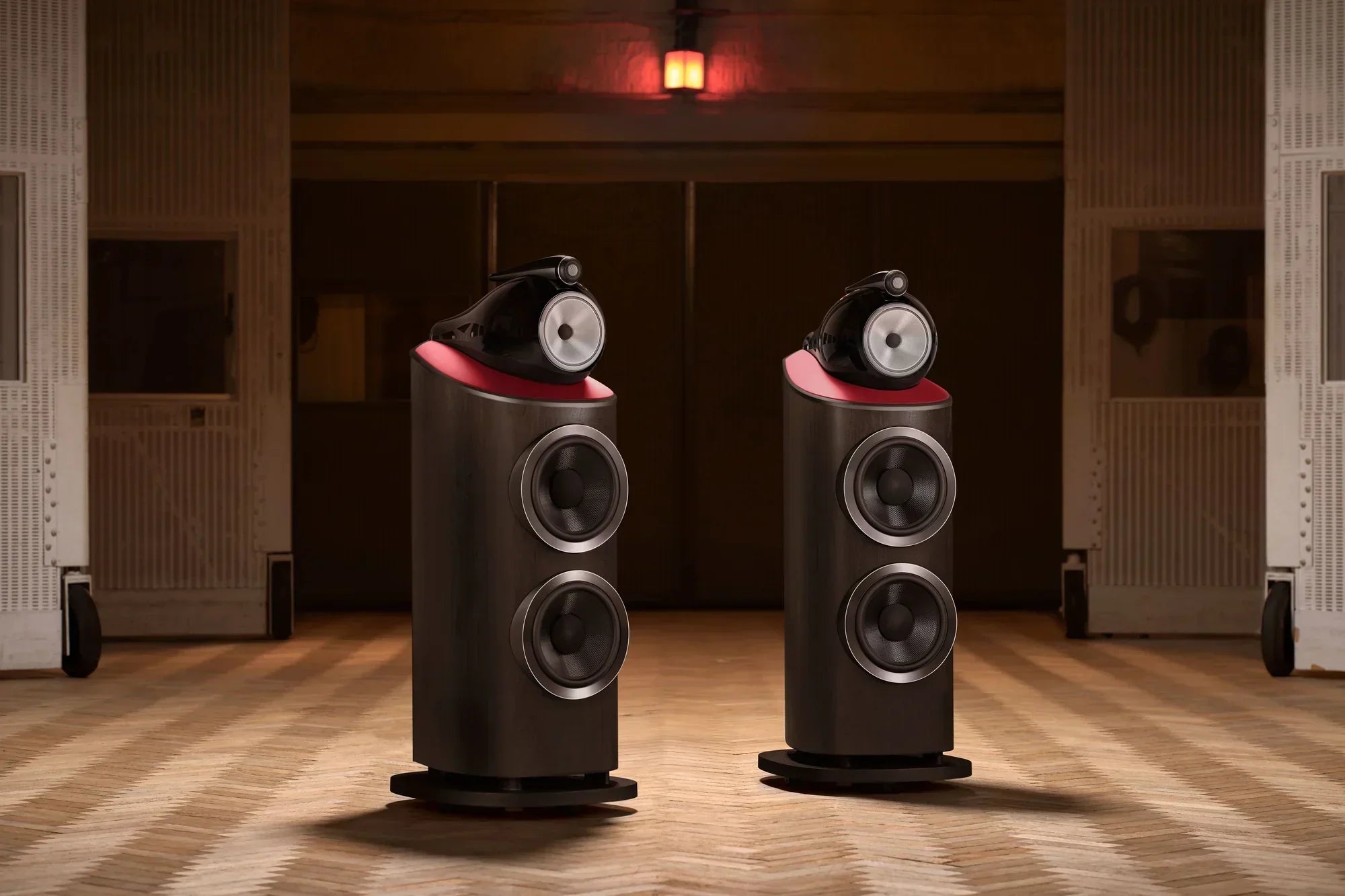 De allerlaatste Bowers & Wilkins 801 Abbey Road Limited Edition is nu beschikbaar