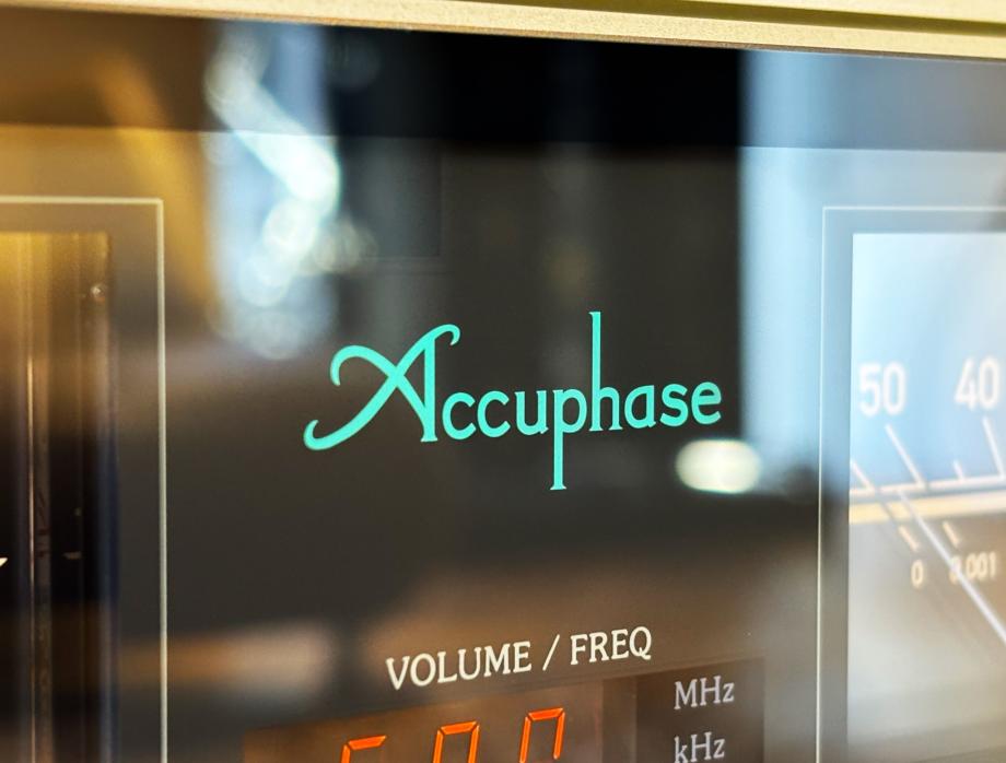 Nieuw: Accuphase E-800S nu bij Poulissen te beluisteren