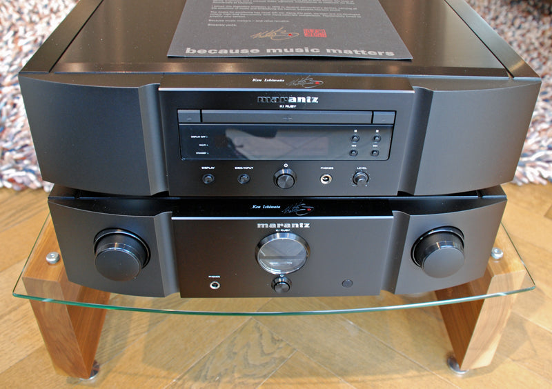 Milan 6 HiFi rack