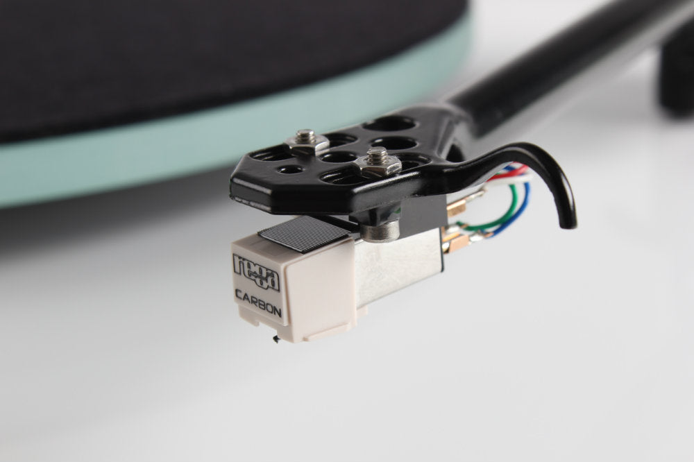 Rega planar 2 carbon