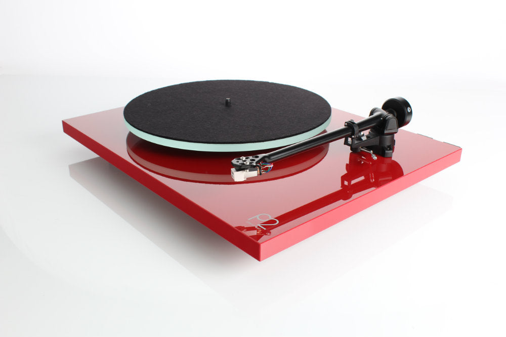 Rega planar 2 carbon