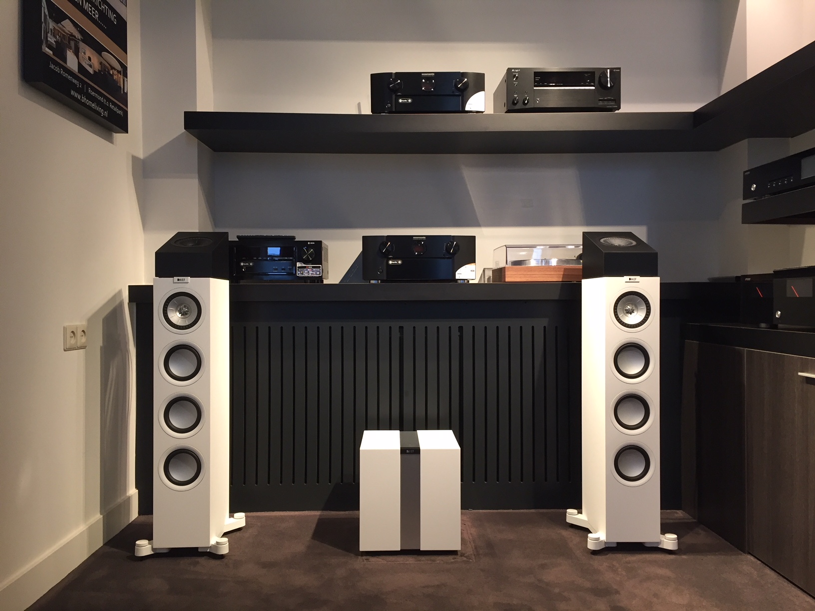 KEF Q50a Q550