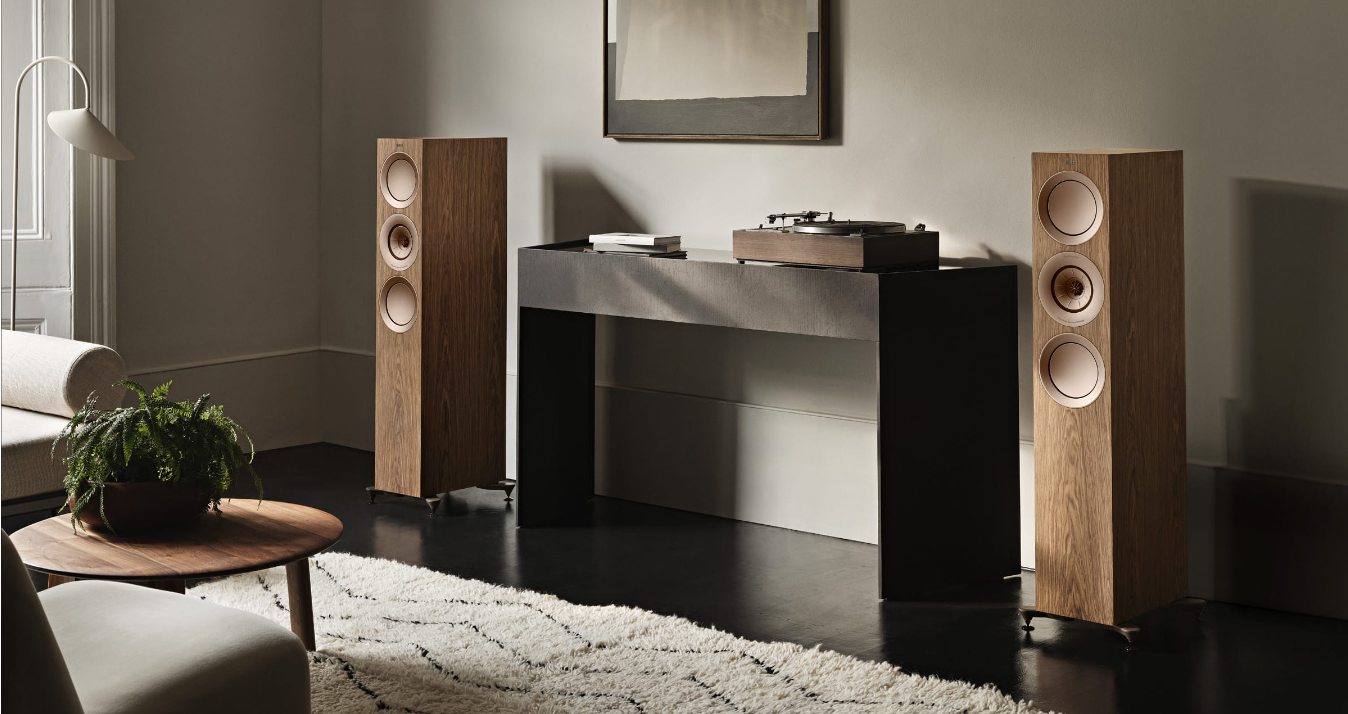 KEF | R8 Meta