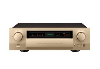Accuphase C-2300