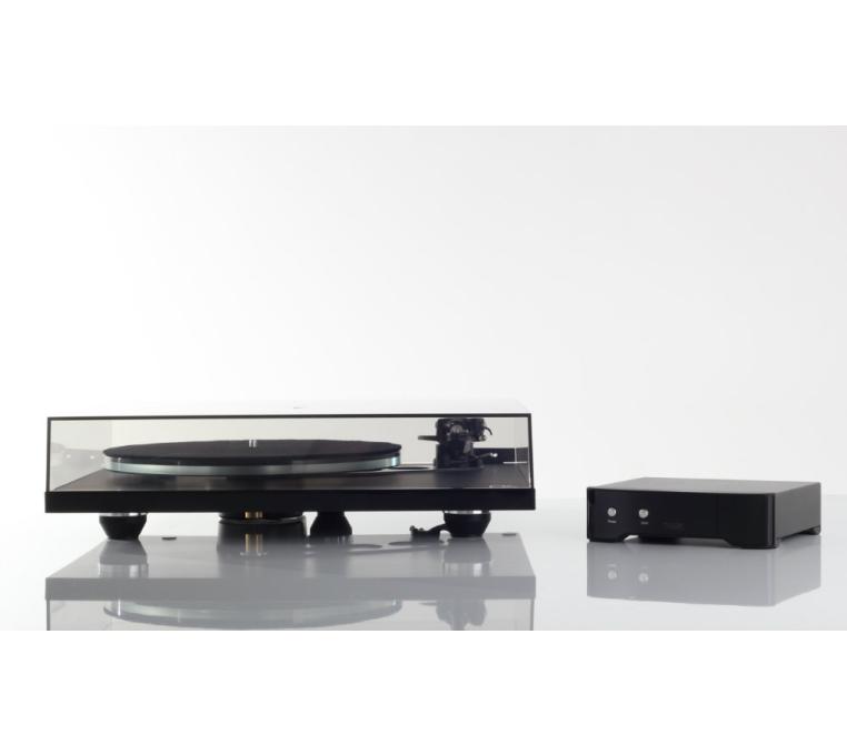 Rega PLANAR 6 mat zwart